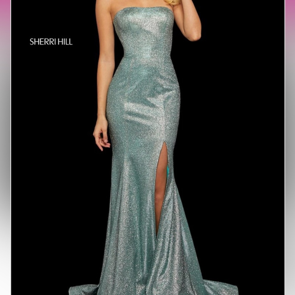 SHERRI HILL GOWN